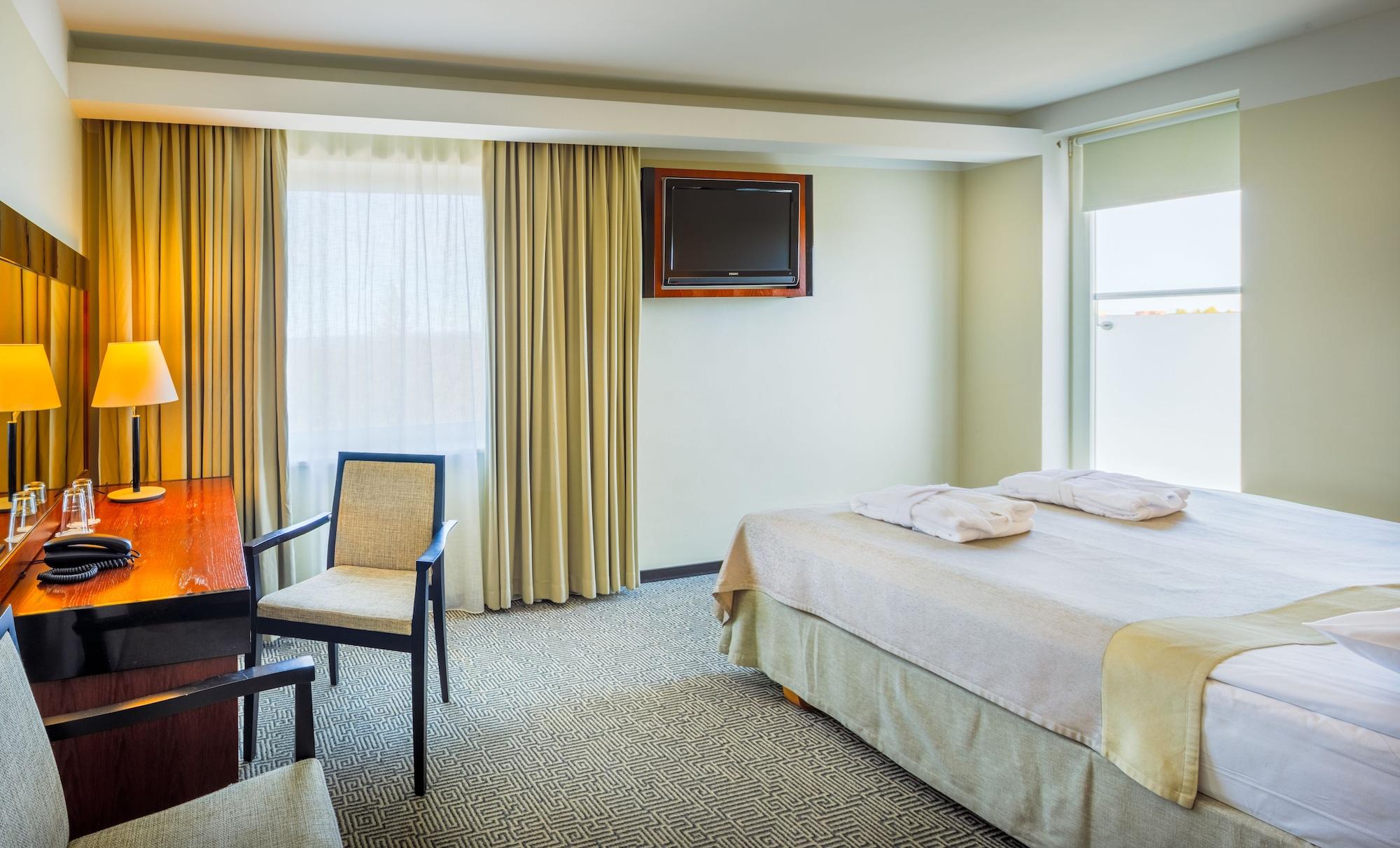 Meresuu Spa & Hotel 나르바죠수 외부 사진