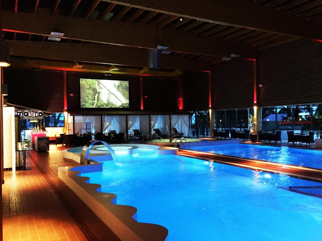 Meresuu Spa & Hotel 나르바죠수 외부 사진